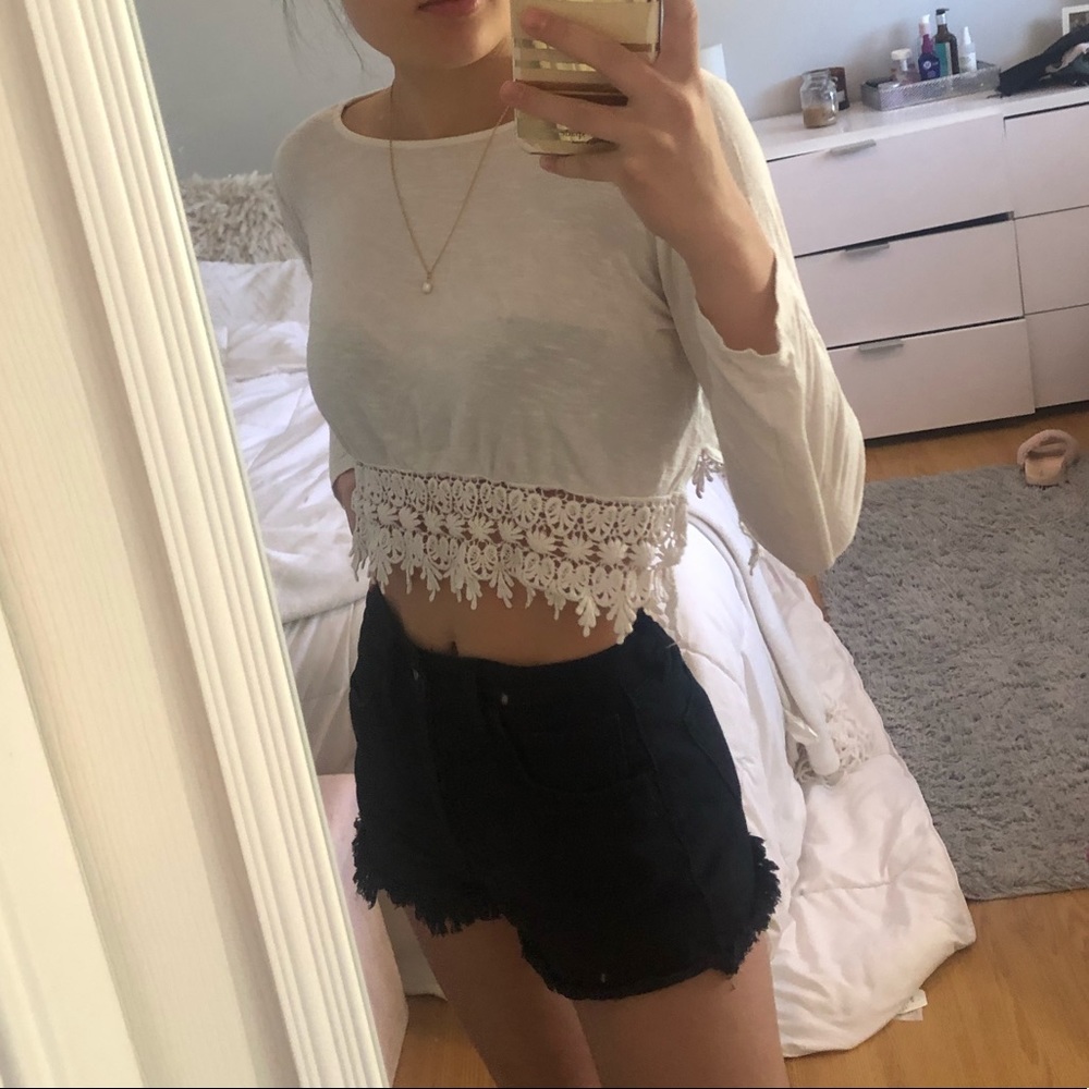 White soft cropped shirt